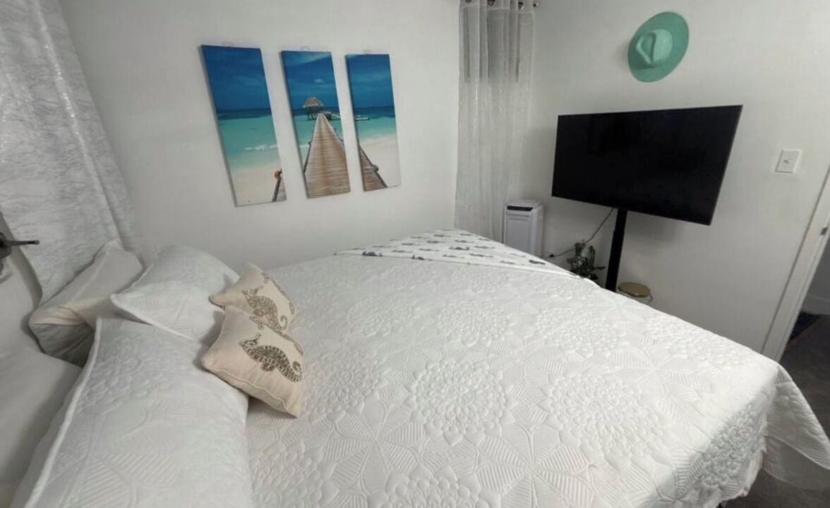 Photo of Bedroom in McCully - Moiliili