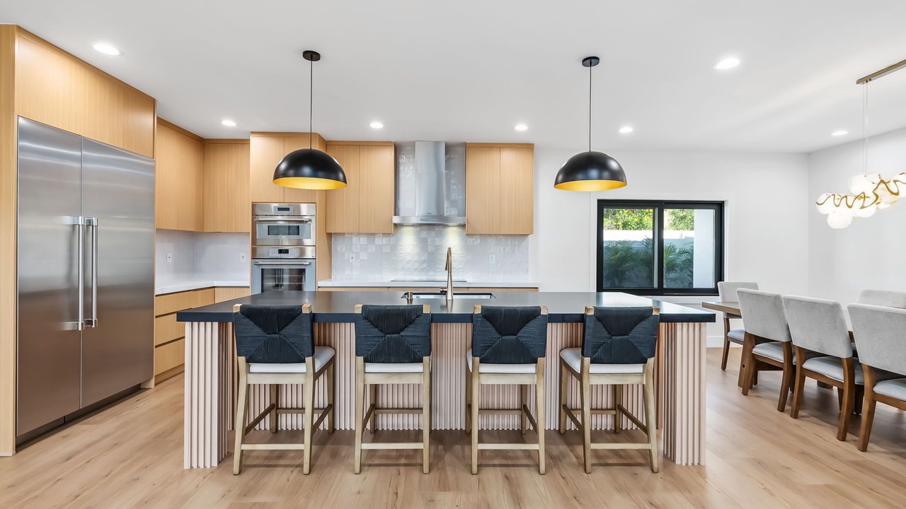Photo of Kitchen in Makaha Valley