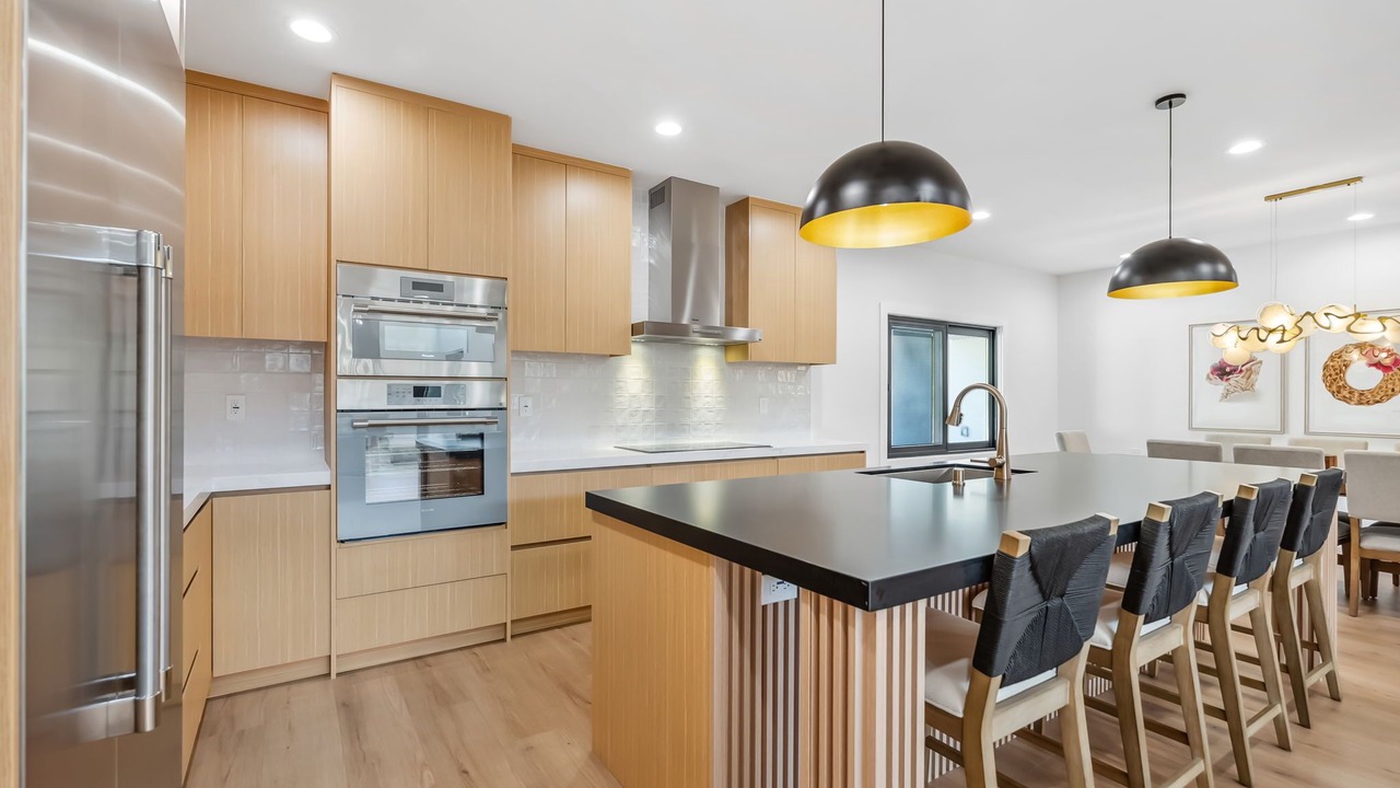 Photo of Kitchen in Makaha Valley