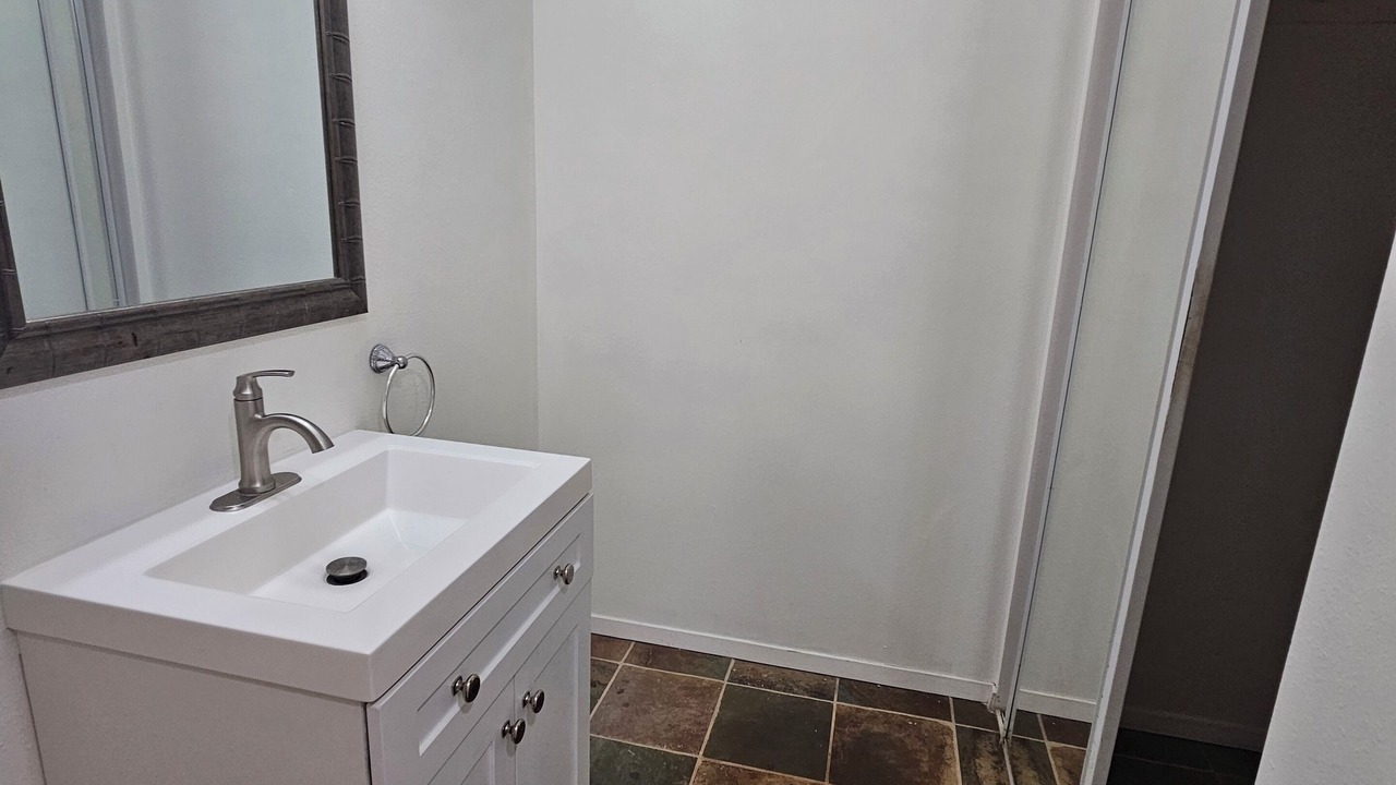 Photo of Bathroom in Haleiwa