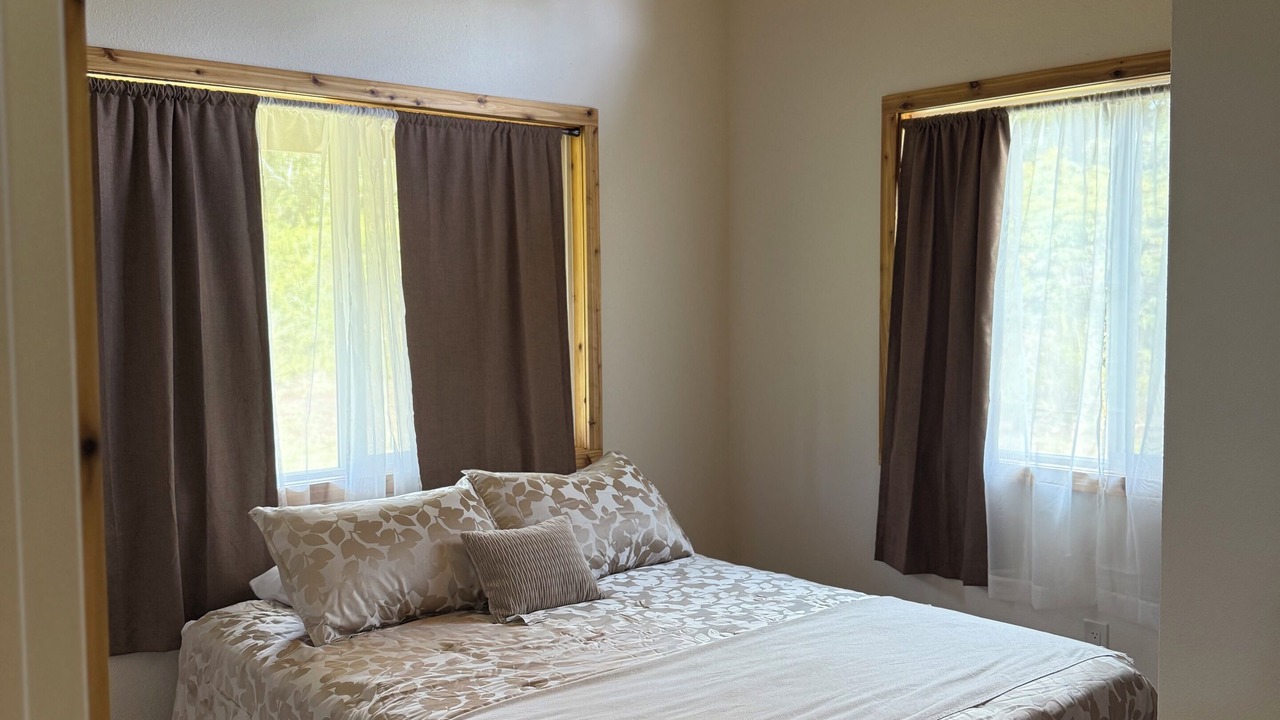 Photo of Bedroom in Fern Acres