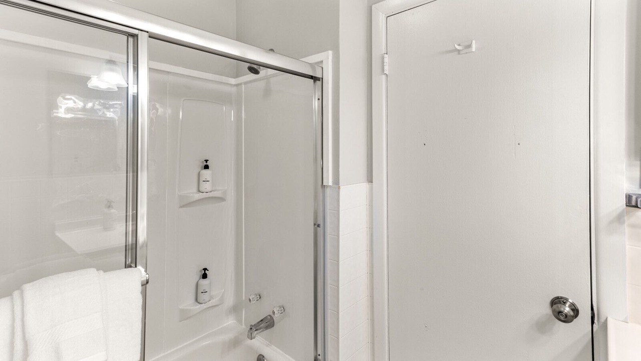 Photo of Bathroom in Port Wentworth