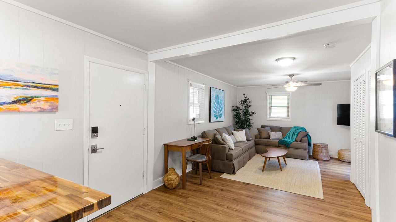 Photo of Livingroom in Port Wentworth