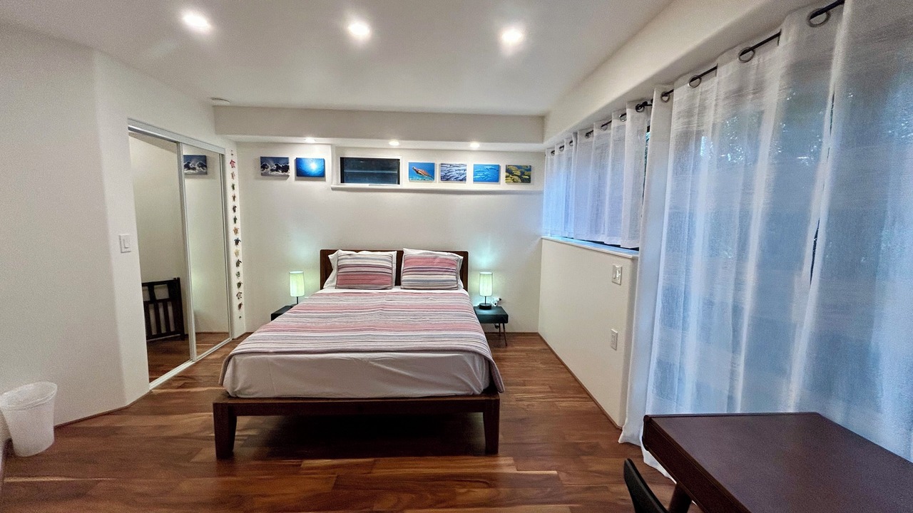 Photo of Bedroom in Kahaluu-Keauhou