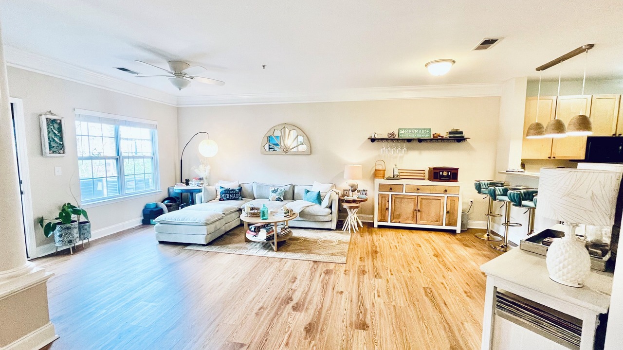 Photo of Livingroom in Mount Pleasant