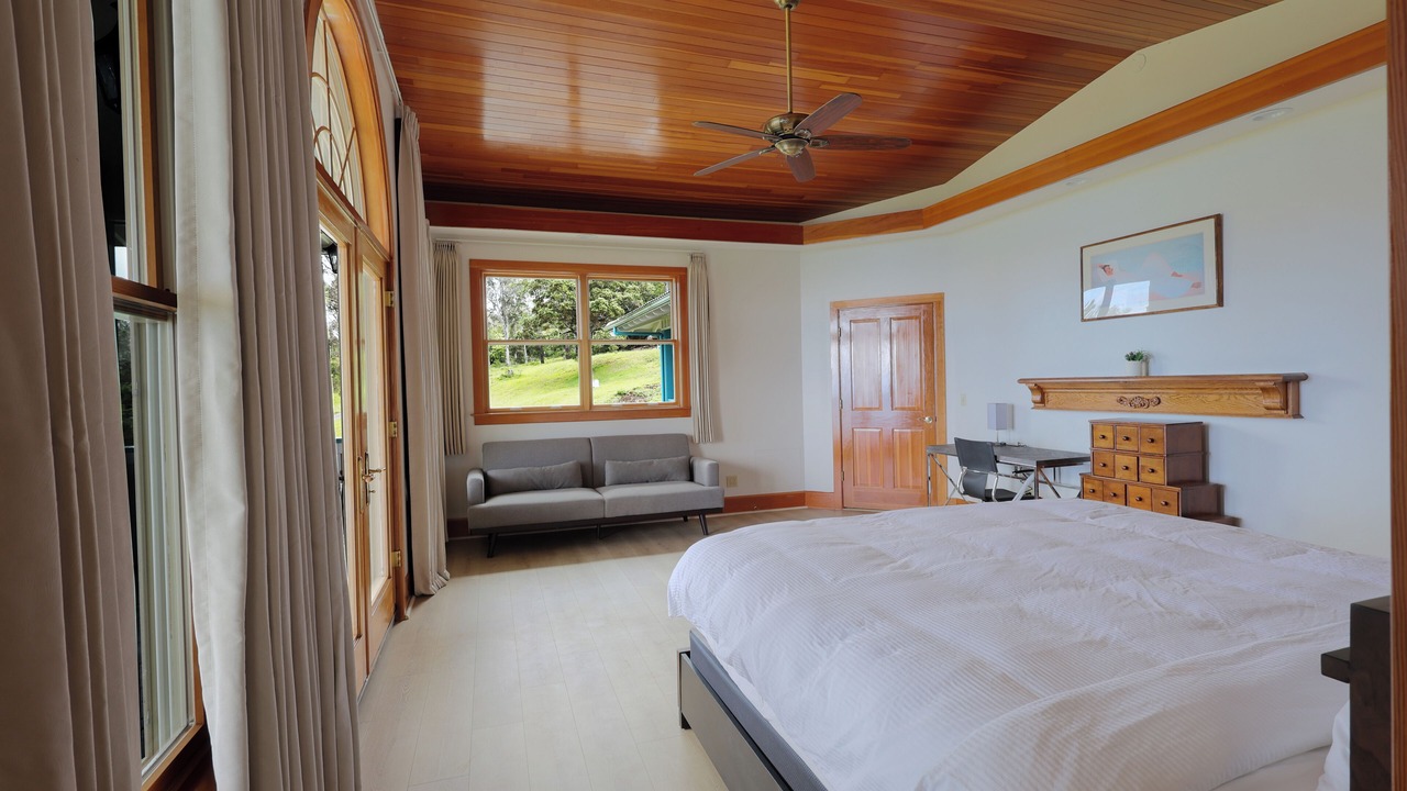 Photo of Bedroom in Holualoa