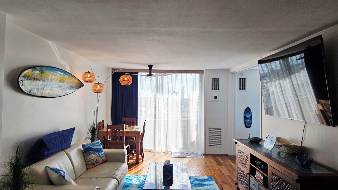 Photo of Livingroom in Ala Moana