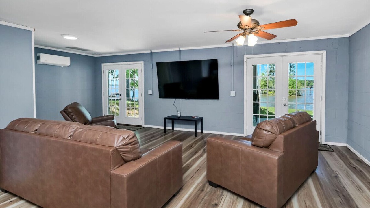 Photo of Livingroom in Leesville