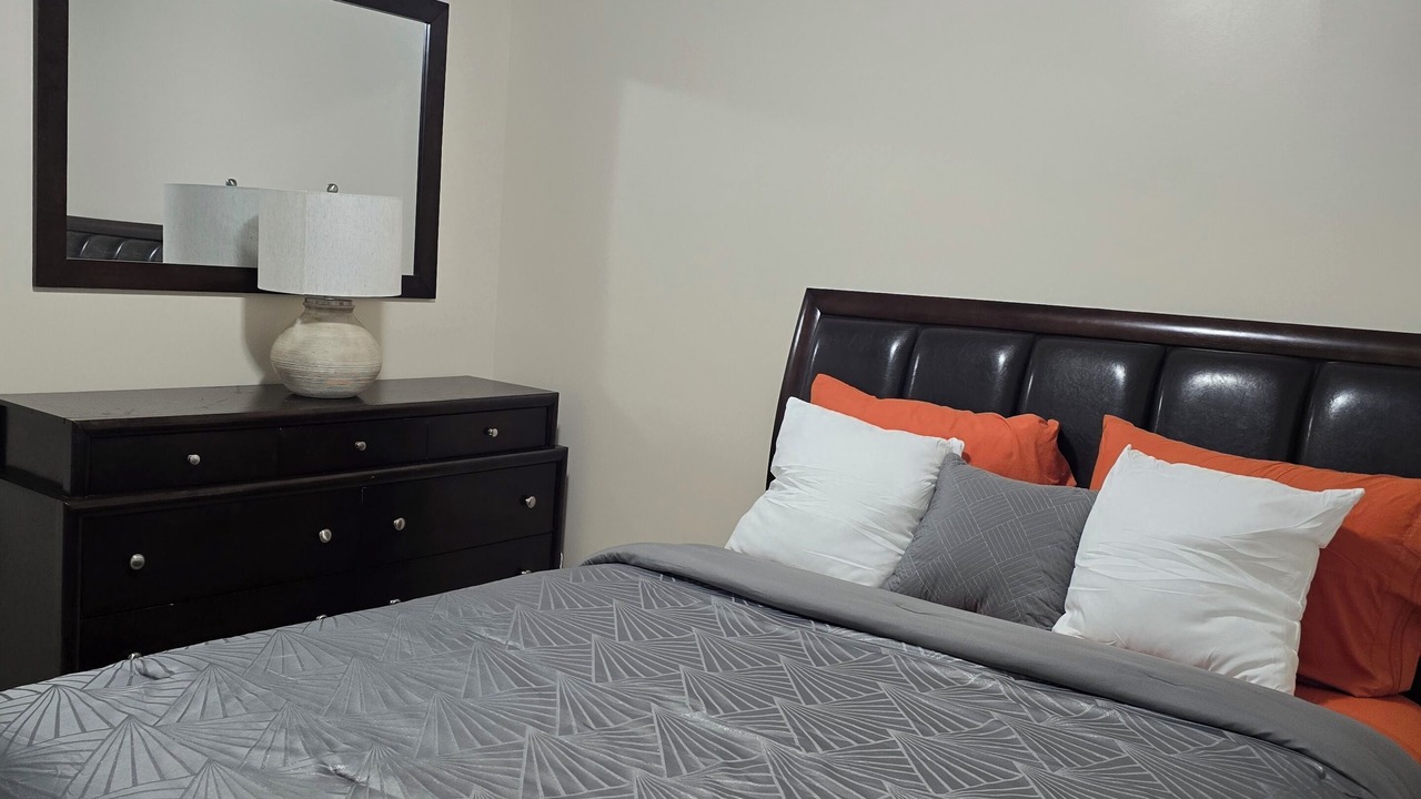 Photo of Bedroom in Warrenville