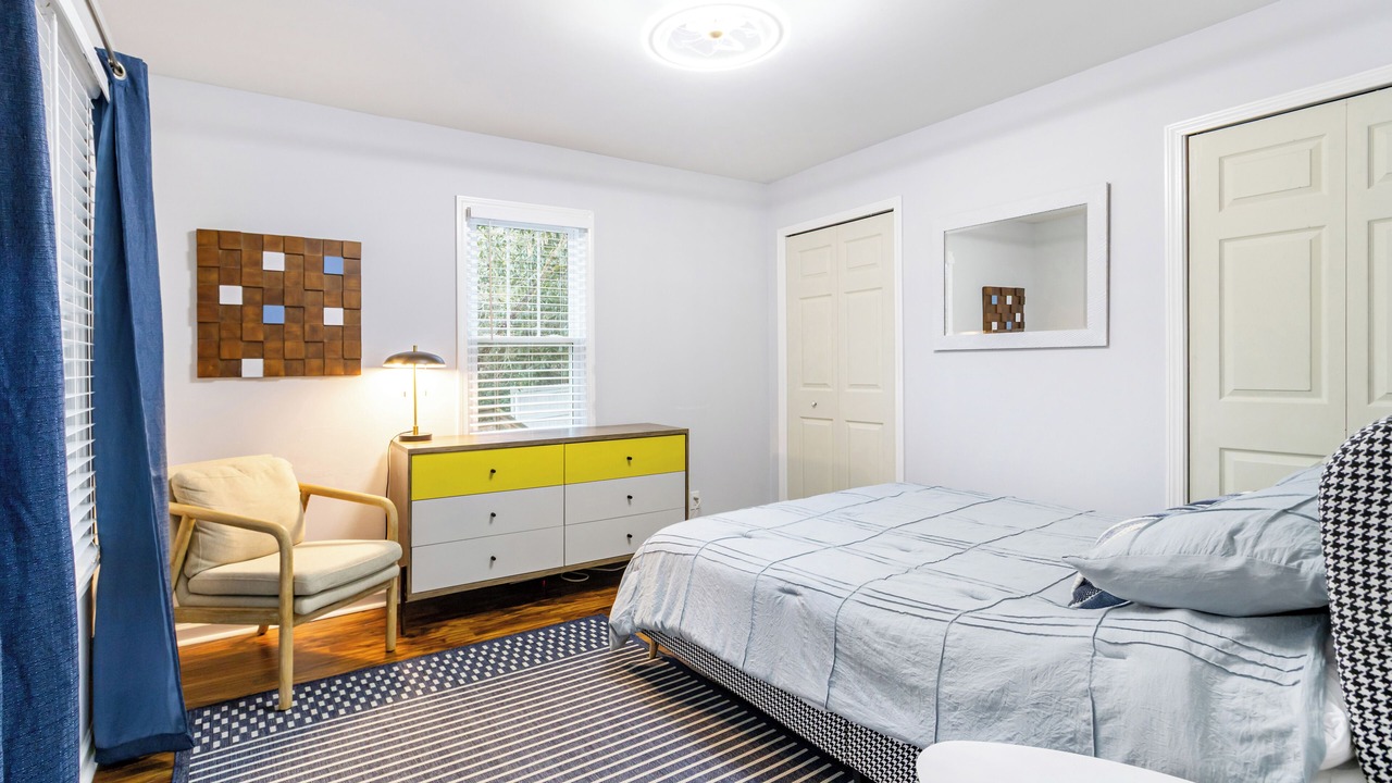 Photo of Bedroom in Roswell