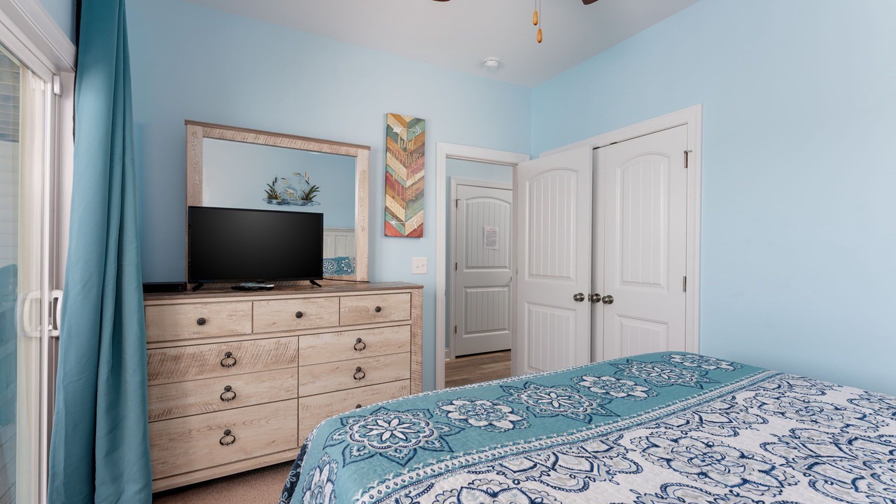 Photo of Bedroom in North Topsail Beach
