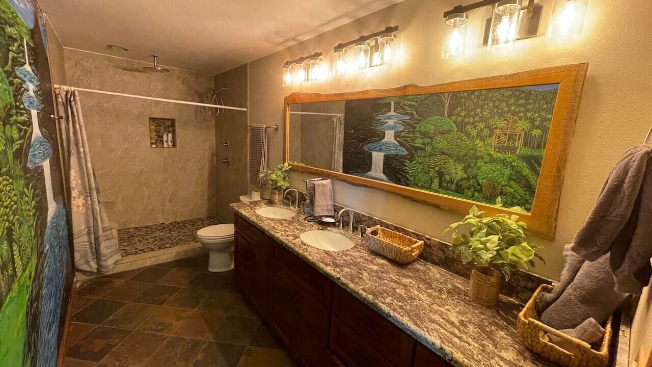 Photo of Bathroom in Paukaa