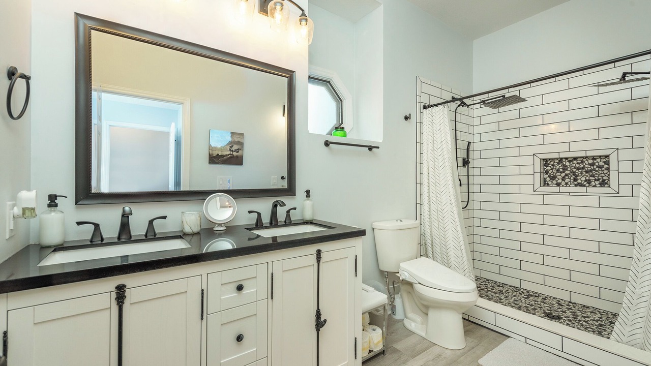 Photo of Bathroom in Marion Lake Club