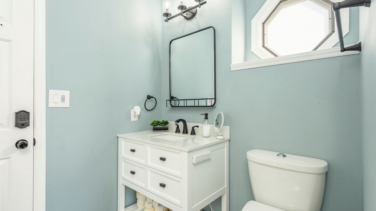 Photo of Bathroom in Marion Lake Club
