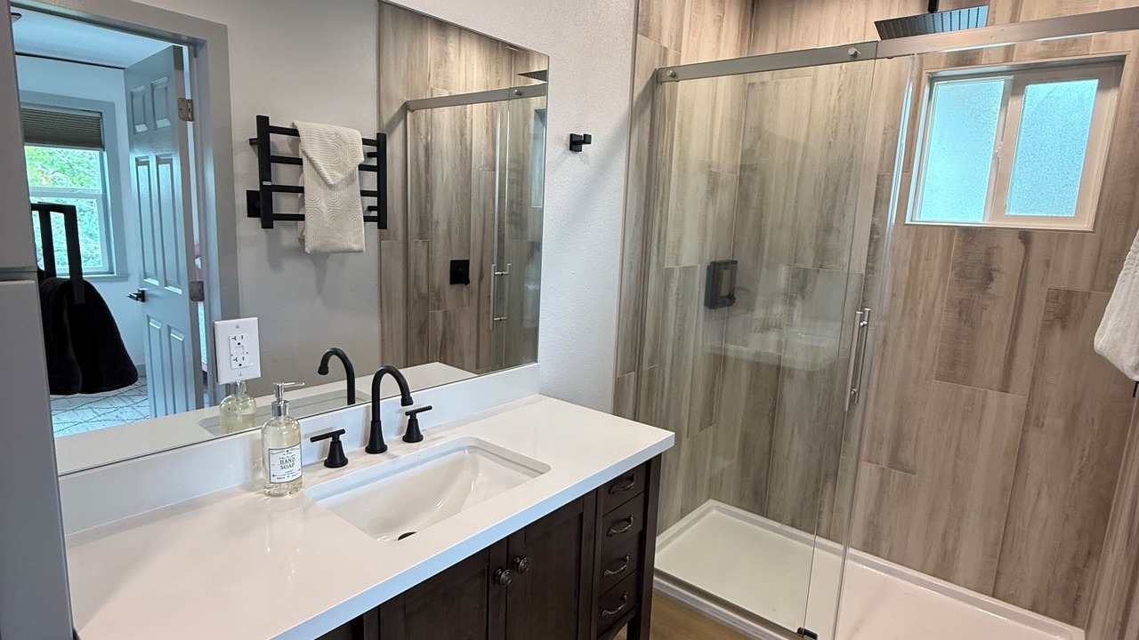 Photo of Bathroom in Papa