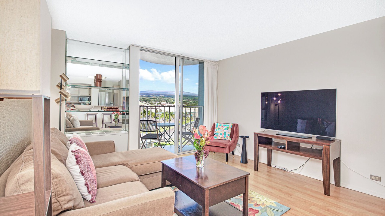 Photo of Livingroom in Hilo