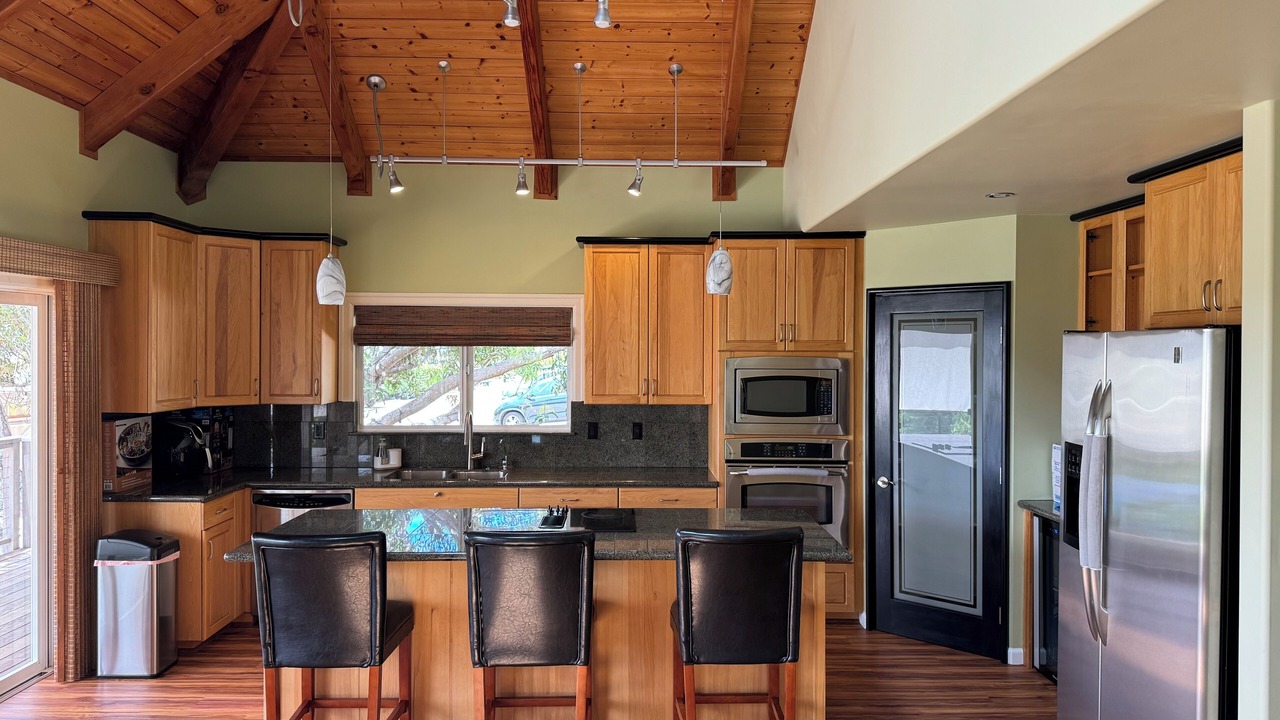 Photo of Kitchen in Makawao