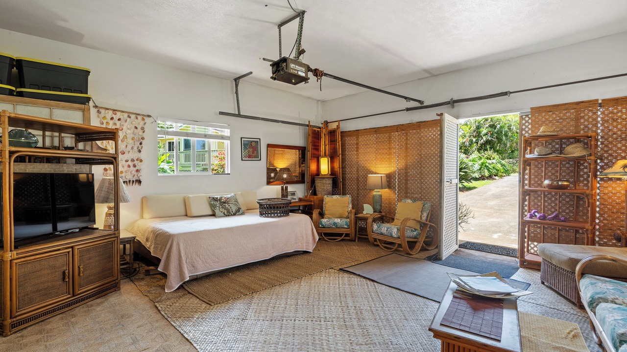 Photo of Bedroom in Haiku