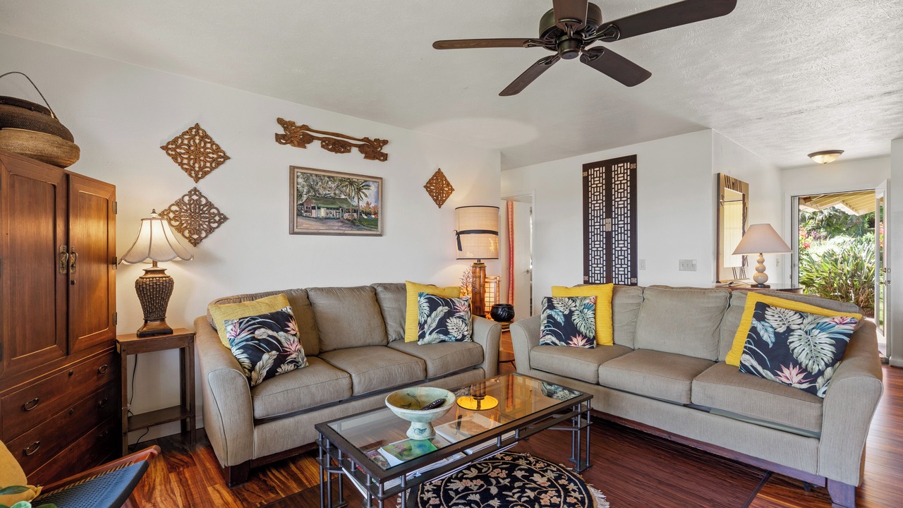 Photo of Livingroom in Haiku
