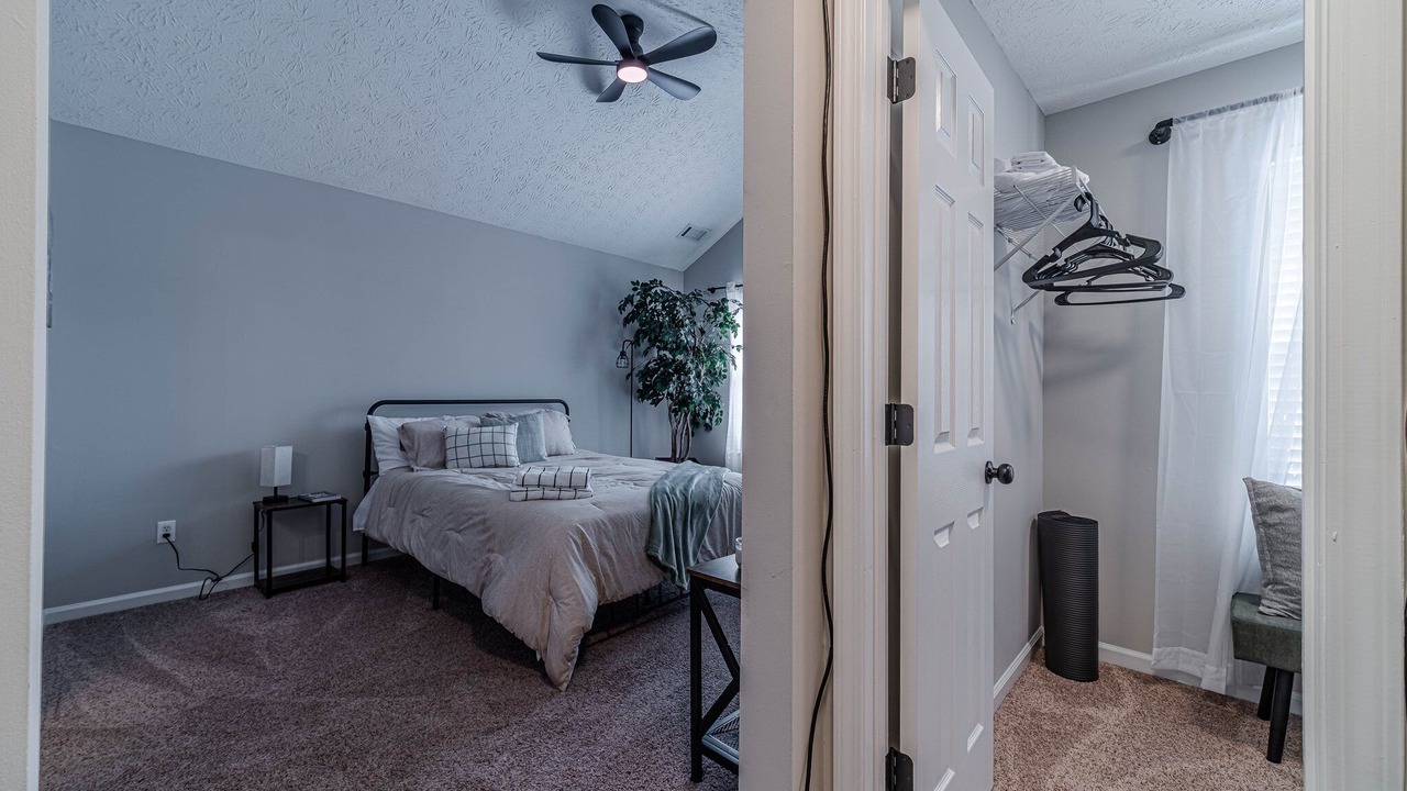 Photo of Bedroom in Flowery Branch