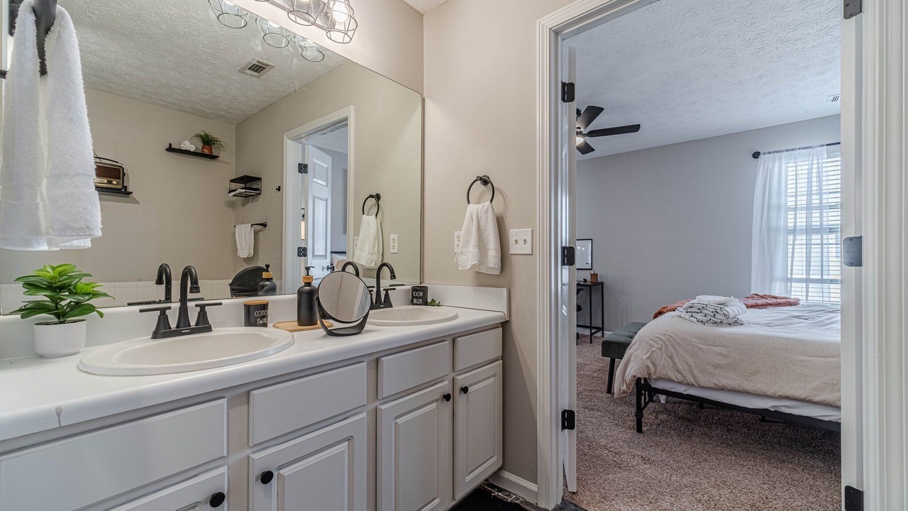 Photo of Bathroom in Flowery Branch