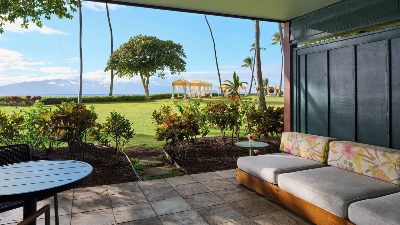 Photo of Patio Balcony in Historic Lahaina Front Street