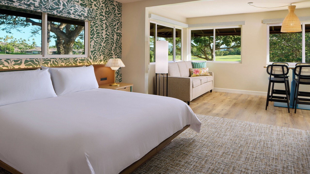 Photo of Bedroom in Historic Lahaina Front Street
