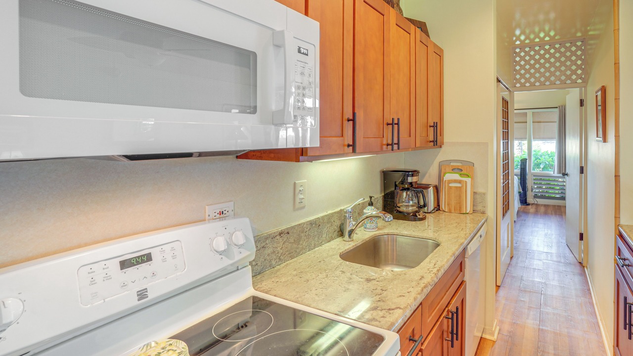 Photo of Kitchen in Maunaloa
