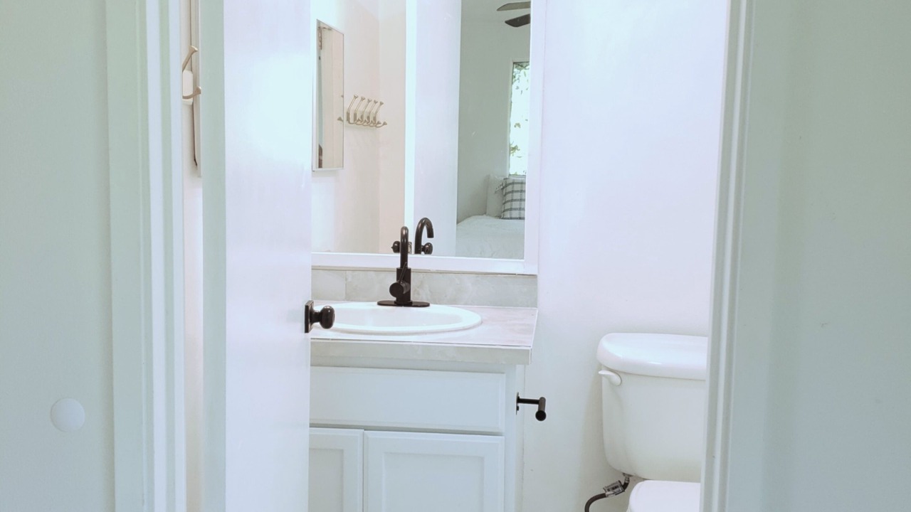 Photo of Bathroom in Keaau