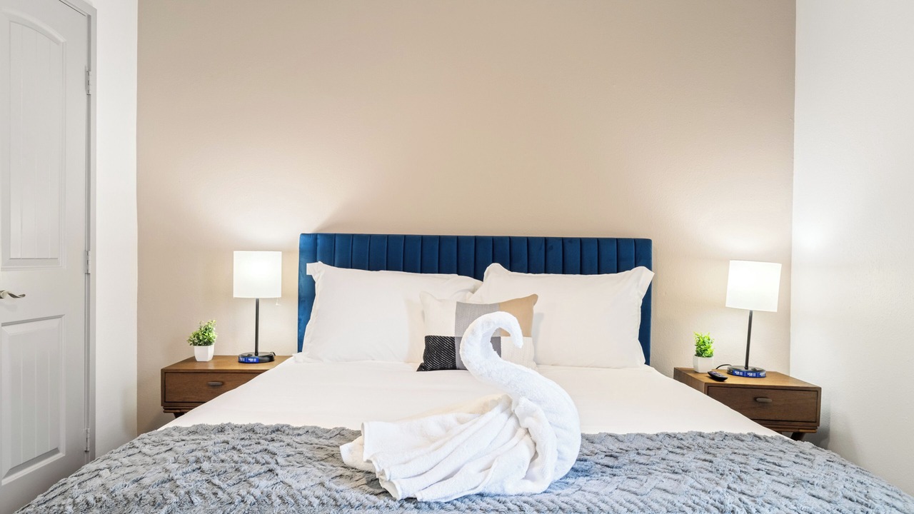 Photo of Bedroom in South Manchaca