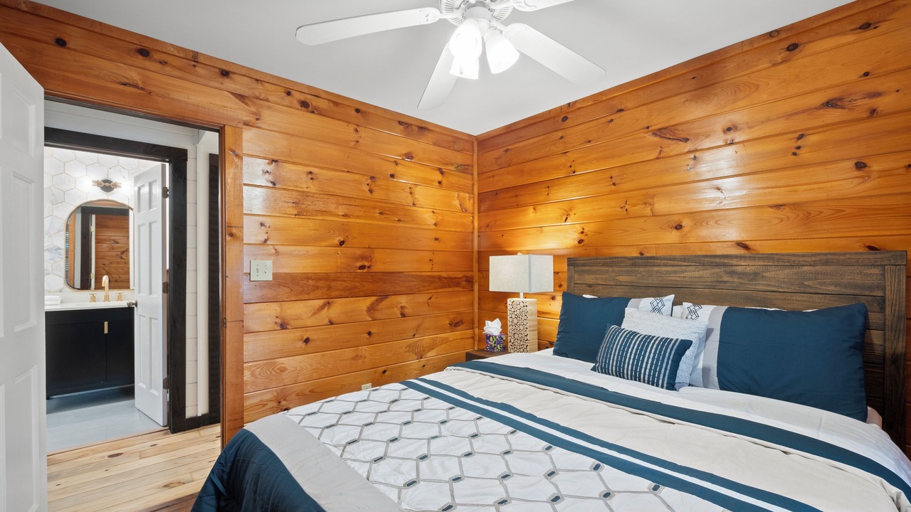 Photo of Bedroom in Flowery Branch