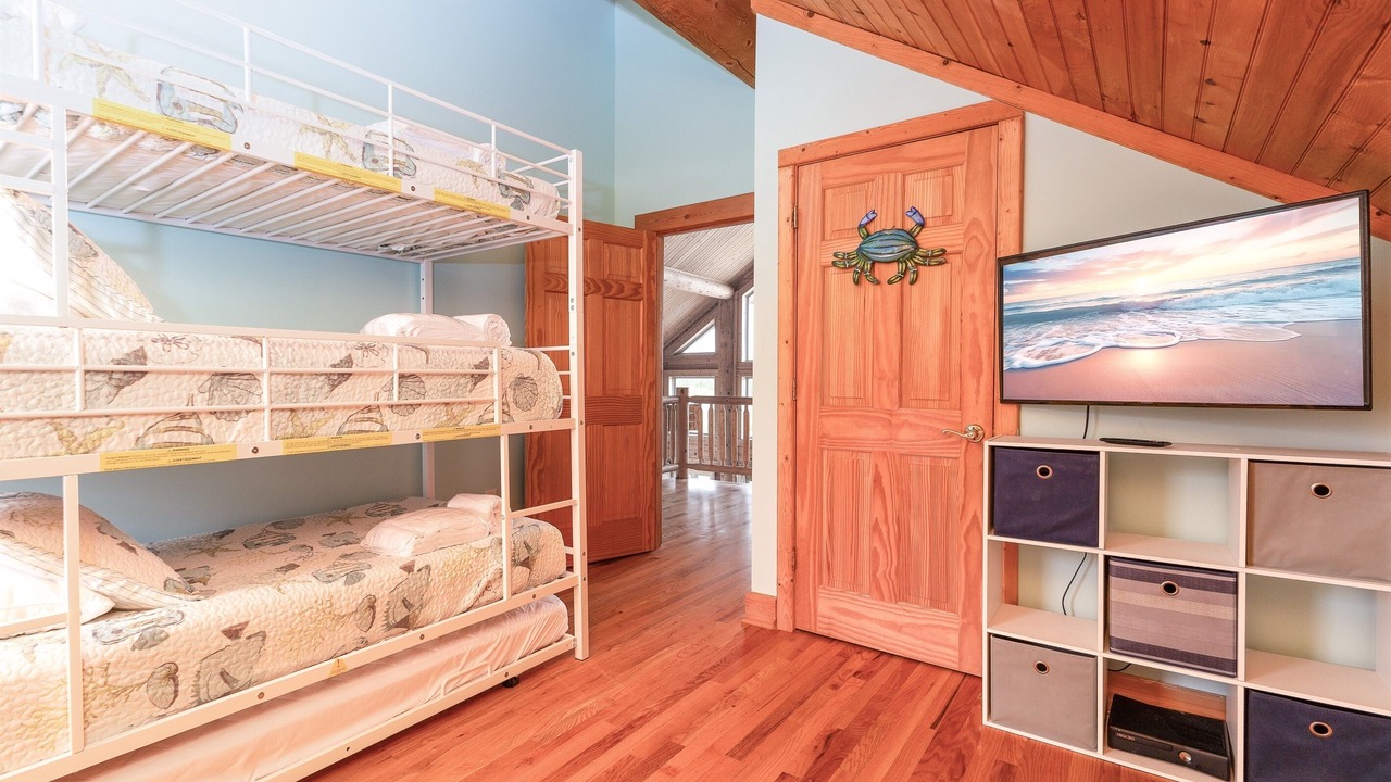 Photo of Bedroom in North Topsail Beach