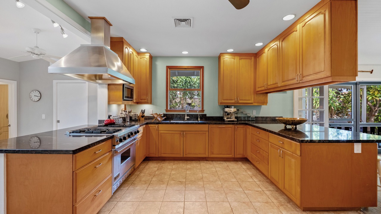 Photo of Kitchen in Lanikai