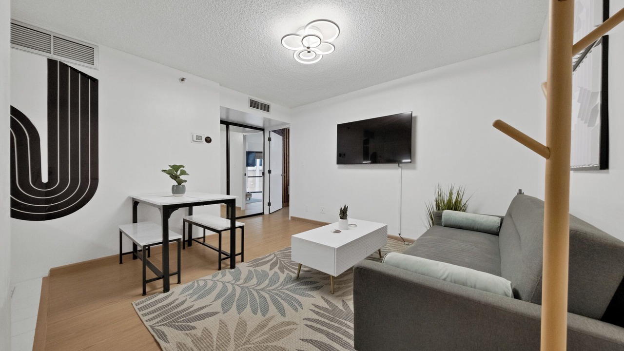 Photo of Livingroom in Downtown Honolulu