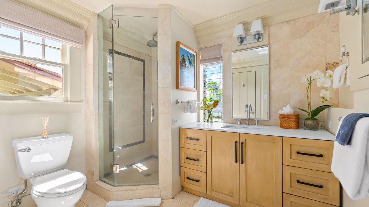 Photo of Bathroom in Kahala