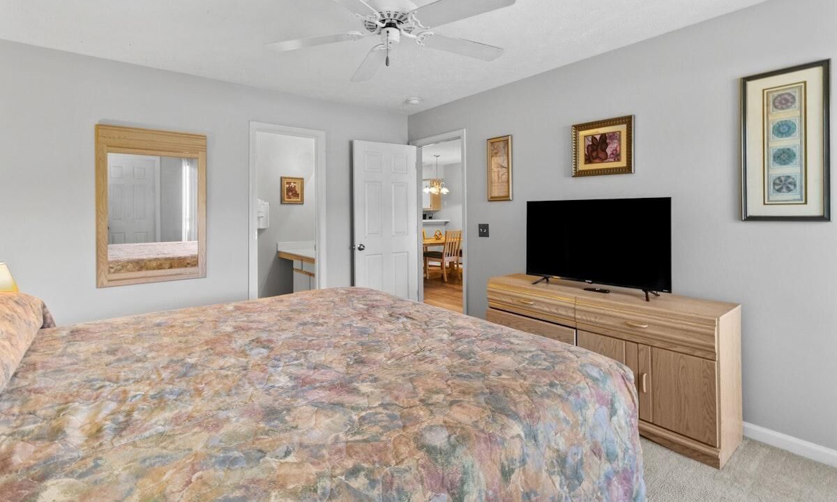 Photo of Bedroom in Pawleys Island