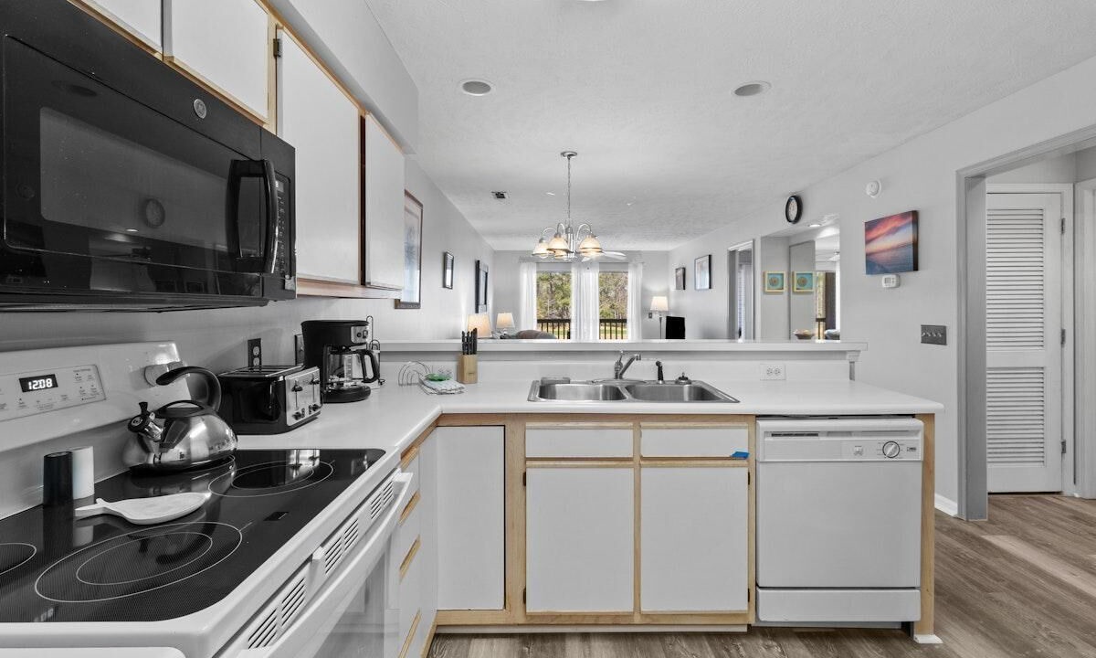 Photo of Kitchen in Pawleys Island