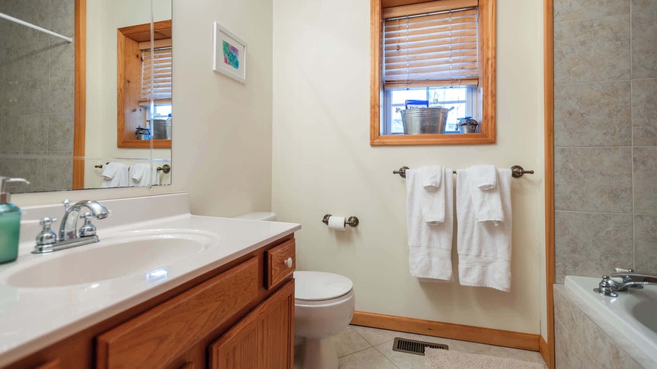 Photo of Bathroom in Newland