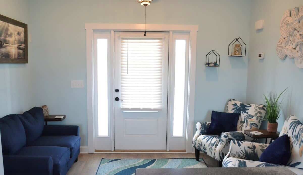 Photo of Livingroom in Davis