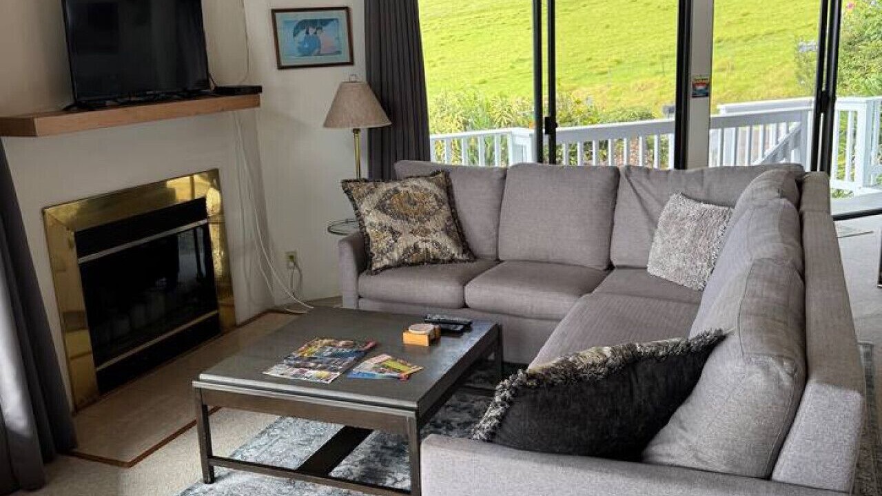 Photo of Livingroom in Waimea