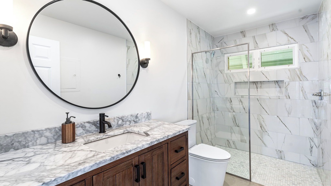 Photo of Bathroom in Laupahoehoe