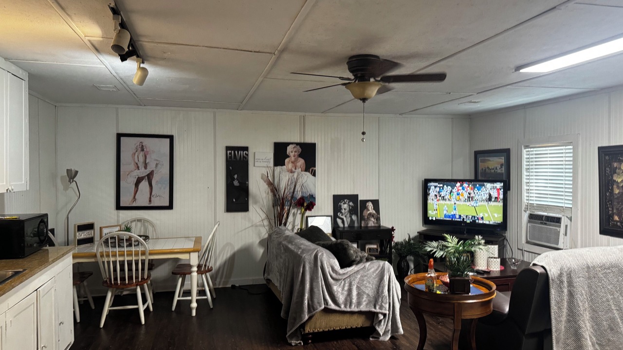 Photo of Livingroom in Red Bank