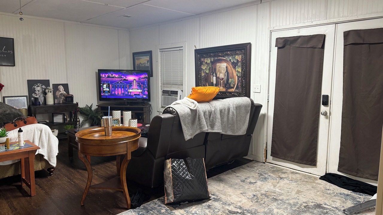 Photo of Livingroom in Red Bank