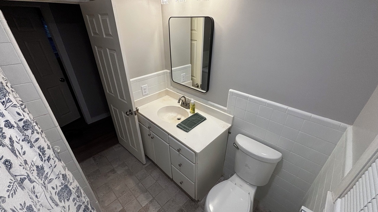 Photo of Bathroom in Oconee County