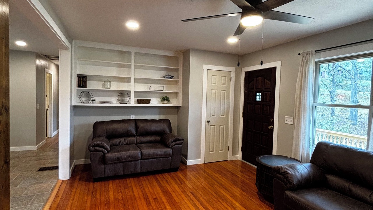 Photo of Livingroom in Oconee County