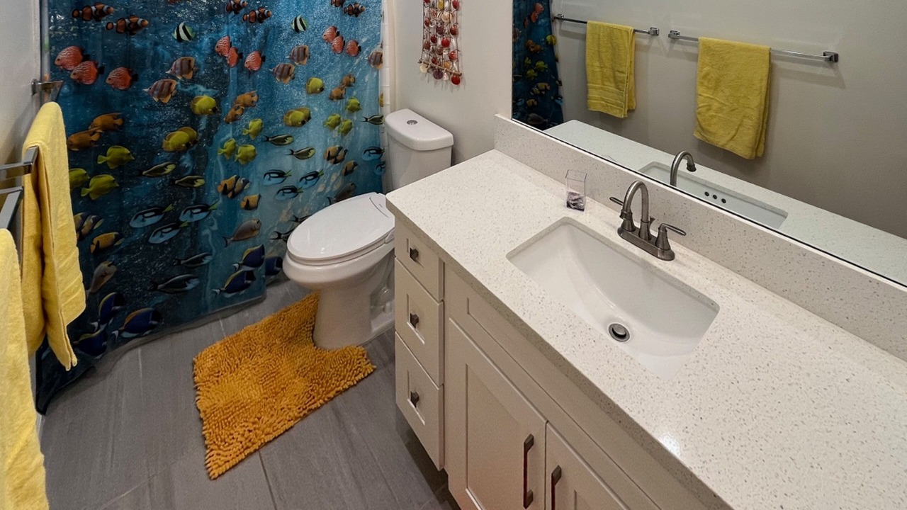 Photo of Bathroom in Nanakuli