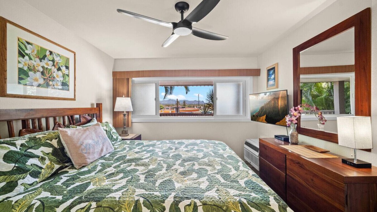 Photo of Bedroom in Wailua