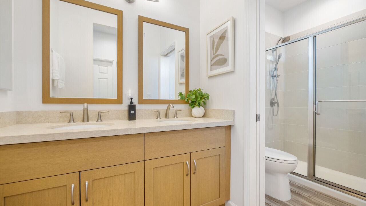 Photo of Bathroom in Makaha Valley
