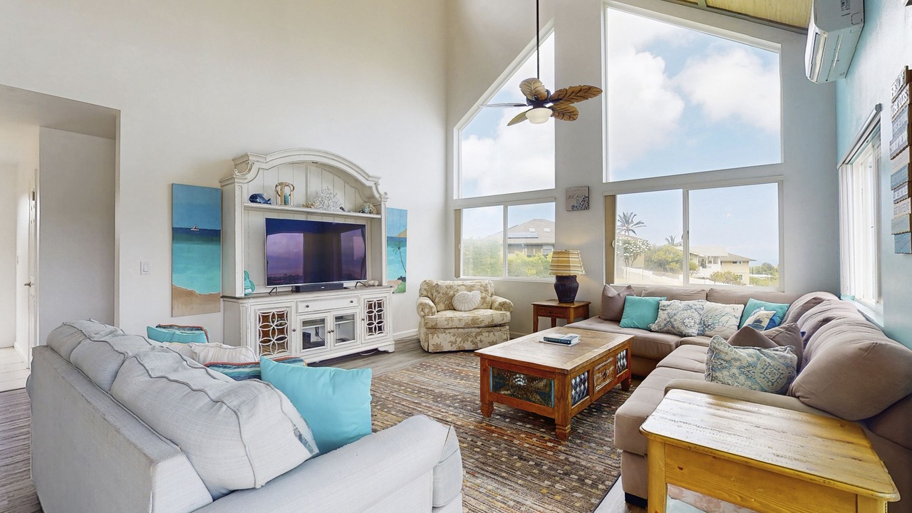 Photo of Livingroom in Waikoloa