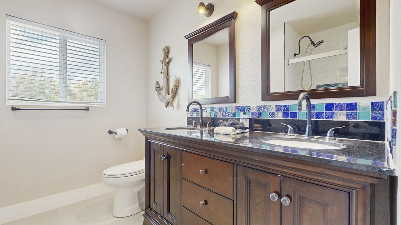 Photo of Bathroom in Waikoloa